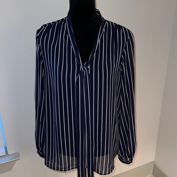 LAUREN Ralph Lauren Sz L blue white striped long sleeves front ties blouse 12 - Picture 2 of 7